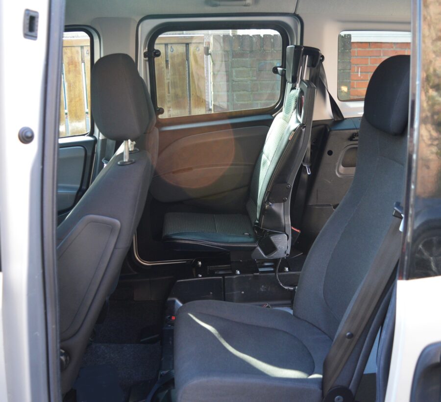 Opel Combo 1.4 Ecoflex ROLSTOELAUTO | AIRCO | 4+1 persoons - Afbeelding 11